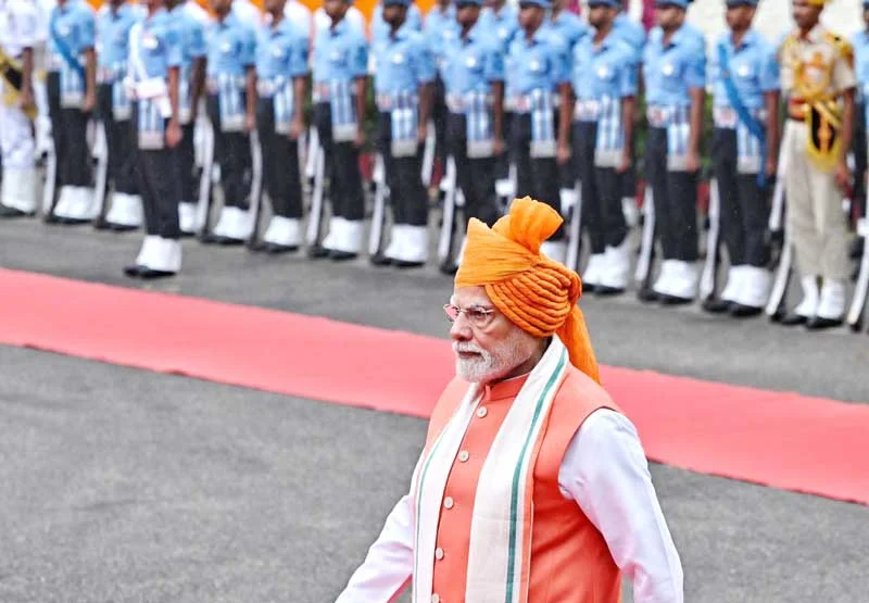 मोदी युग– नए भारत की आत्मविश्वास भरी दस्तक Narendra-Modi